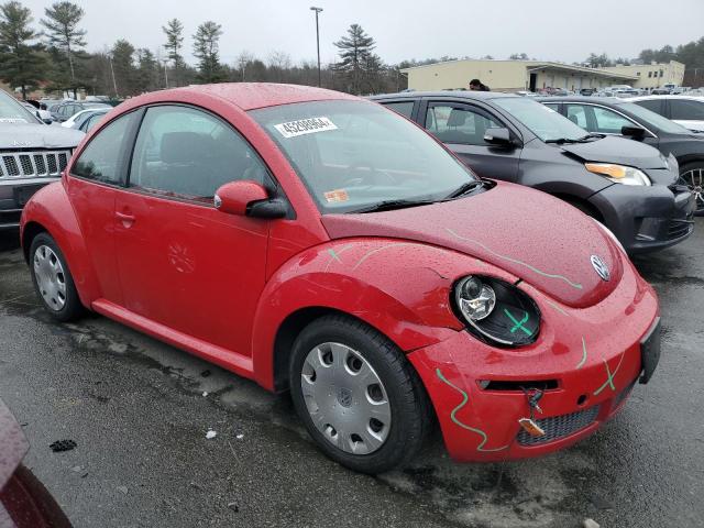 3VWPG3AG4AM009528 - 2010 VOLKSWAGEN NEW BEETLE RED photo 4