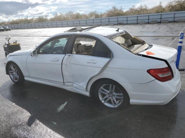 WDDGF4HB3DR274844 - 2013 MERCEDES-BENZ C 250 WHITE photo 2