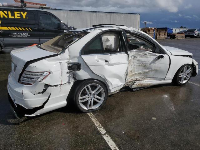 WDDGF4HB3DR274844 - 2013 MERCEDES-BENZ C 250 WHITE photo 3