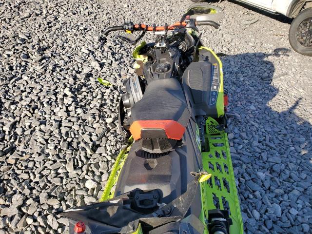 2BPSUMLU9LV000065 - 2020 SKI DOO RENEGADE YELLOW photo 5