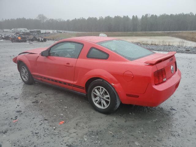 1ZVFT80N155119260 - 2005 FORD MUSTANG RED photo 2