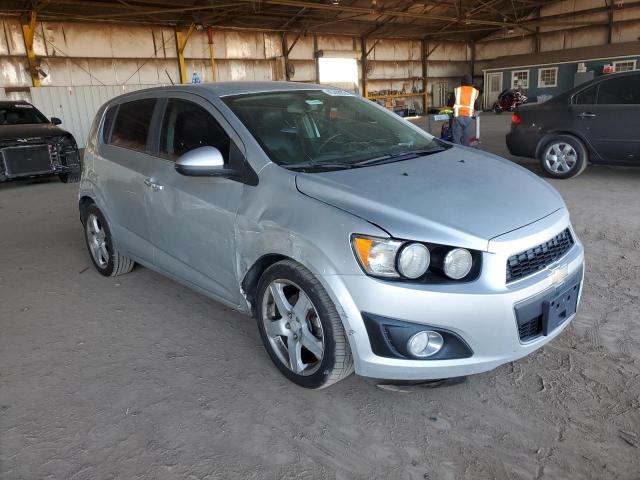 1G1JE6SBXG4135005 - 2016 CHEVROLET SONIC LTZ SILVER photo 4