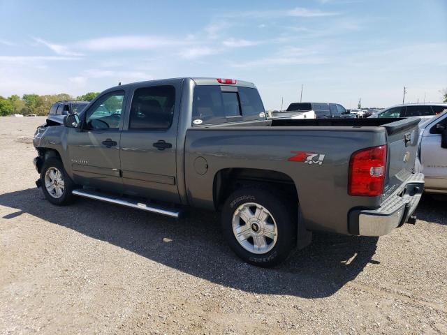 3GCPKSE39BG176681 - 2011 CHEVROLET SILVERADO K1500 LT GRAY photo 2