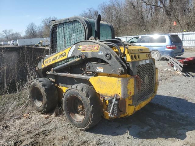 JAF0L220LJM444057 - 2018 NEWH SKIDSTEER YELLOW photo 3