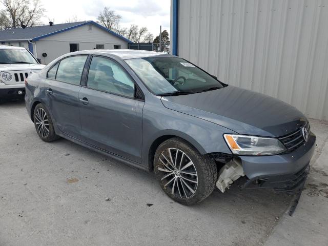 3VWD17AJ2FM421770 - 2015 VOLKSWAGEN JETTA SE GRAY photo 4