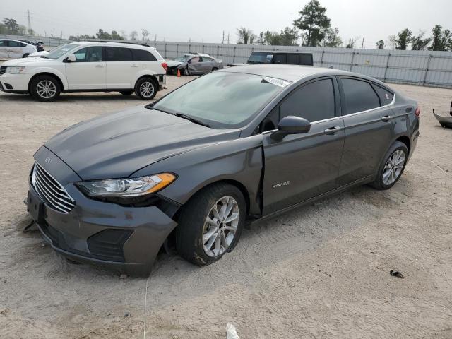 3FA6P0LU7KR241759 - 2019 FORD FUSION SE GRAY photo 1