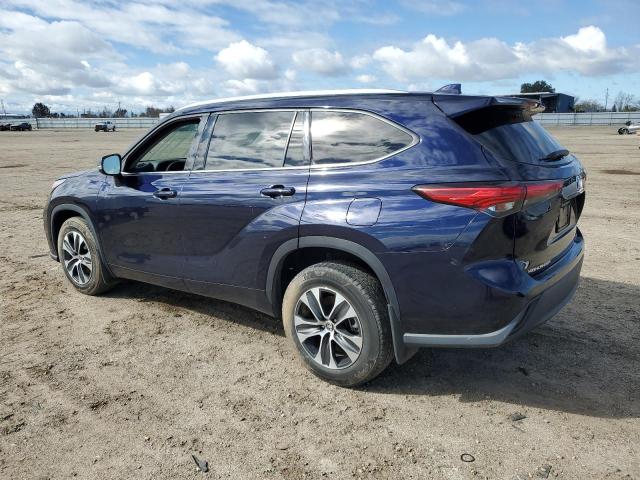 5TDGZRBH6LS016975 - 2020 TOYOTA HIGHLANDER XLE BLUE photo 2
