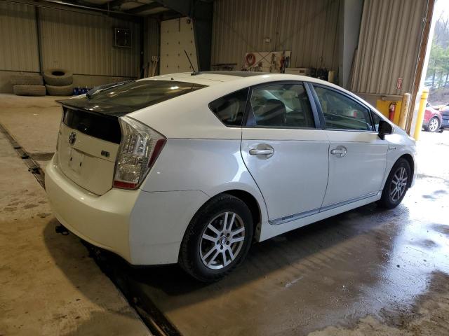 JTDKN3DU4B5328956 - 2011 TOYOTA PRIUS WHITE photo 3