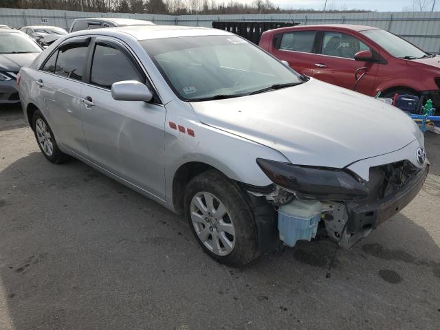 4T1BK46K39U075764 - 2009 TOYOTA CAMRY SE SILVER photo 4