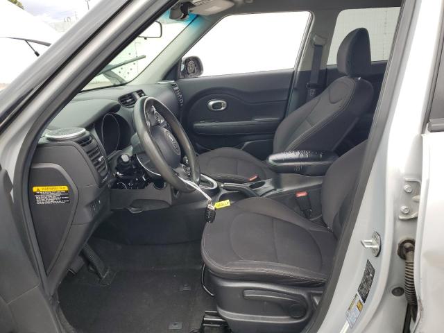 KNDJN2A24F7778593 - 2015 KIA SOUL SILVER photo 7