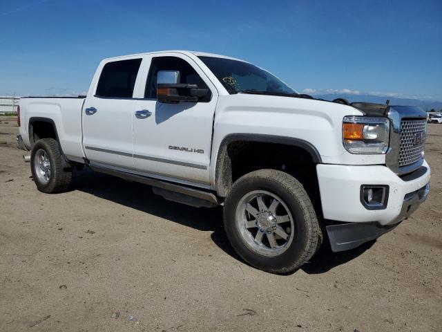 1GT42YEY7HF176240 - 2017 GMC SIERRA K3500 DENALI WHITE photo 4