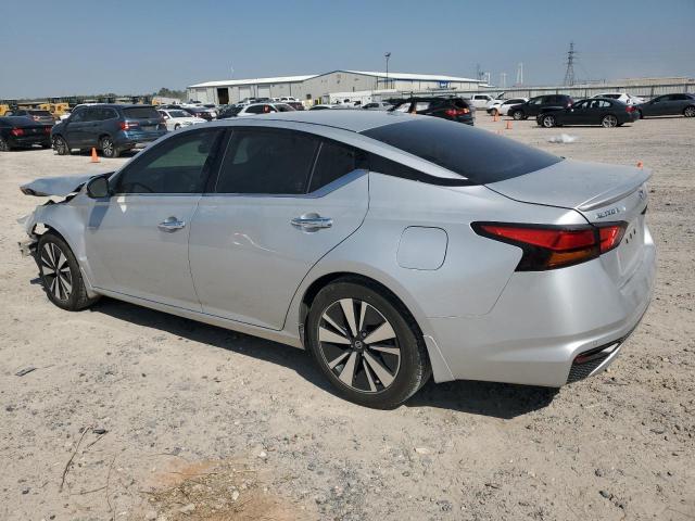 1N4BL4DV1KC124525 - 2019 NISSAN ALTIMA SV SILVER photo 2