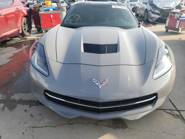 1G1YB2D78J5101073 - 2018 CHEVROLET CORVETTE STINGRAY 1LT GRAY photo 5