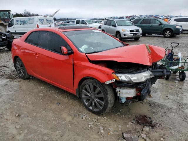 KNAFW6A38D5703310 - 2013 KIA FORTE SX RED photo 4