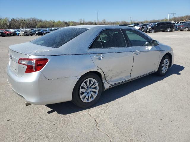 4T4BF1FK6CR255594 - 2012 TOYOTA CAMRY BASE SILVER photo 3