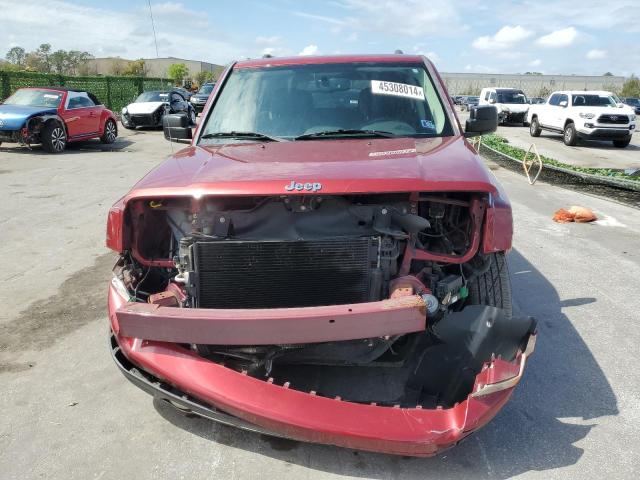 1C4NJRFB6GD545431 - 2016 JEEP PATRIOT LATITUDE RED photo 5