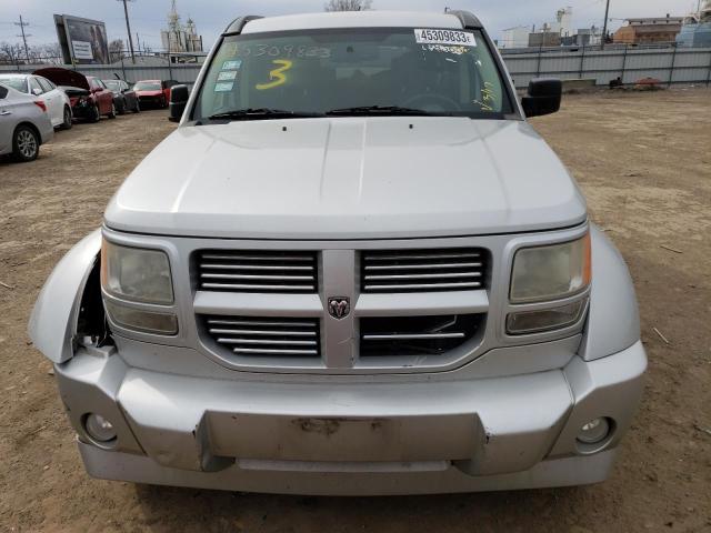 1D4PU5GK2AW138387 - 2010 DODGE NITRO SXT SILVER photo 5