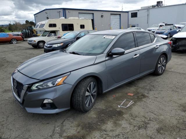 1N4BL4DV7LC253743 - 2020 NISSAN ALTIMA SV GRAY photo 1