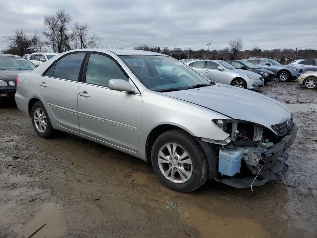 4T1BF30K34U573396 - 2004 TOYOTA CAMRY LE SILVER photo 4