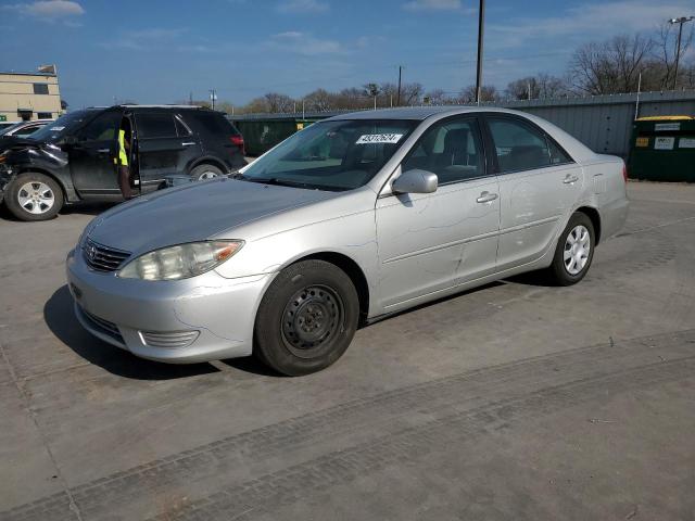 4T1BE32K76U704445 - 2006 TOYOTA CAMRY LE SILVER photo 1