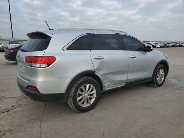 5XYPG4A5XHG202975 - 2017 KIA SORENTO LX SILVER photo 3