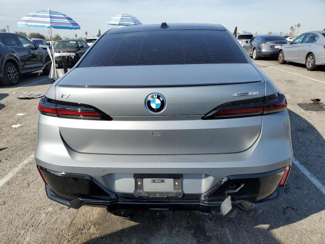 WBY53EJ02RCS73072 - 2024 BMW I7 XDRIVE60 GRAY photo 6