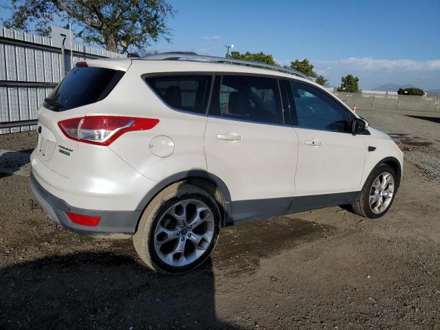 1FMCU0J98DUB23733 - 2013 FORD ESCAPE TITANIUM WHITE photo 3