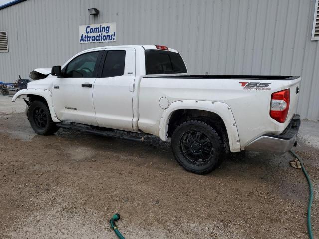 5TFRW5F17GX194661 - 2016 TOYOTA TUNDRA DOUBLE CAB SR/SR5 WHITE photo 2