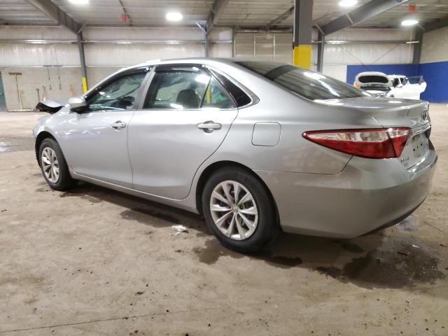 4T4BF1FK5GR540146 - 2016 TOYOTA CAMRY LE SILVER photo 2