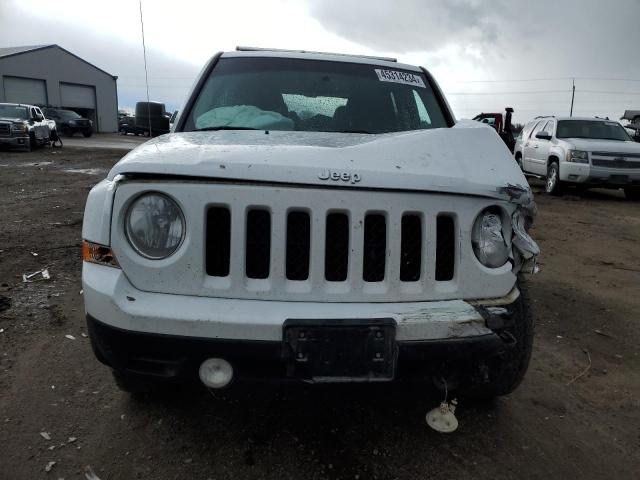 1C4NJRBB5DD228855 - 2013 JEEP PATRIOT SPORT WHITE photo 5