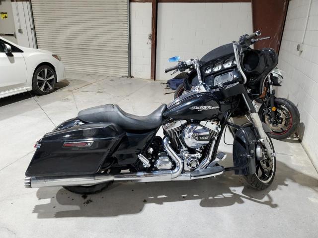 2014 HARLEY-DAVIDSON FLHX STREET GLIDE, 