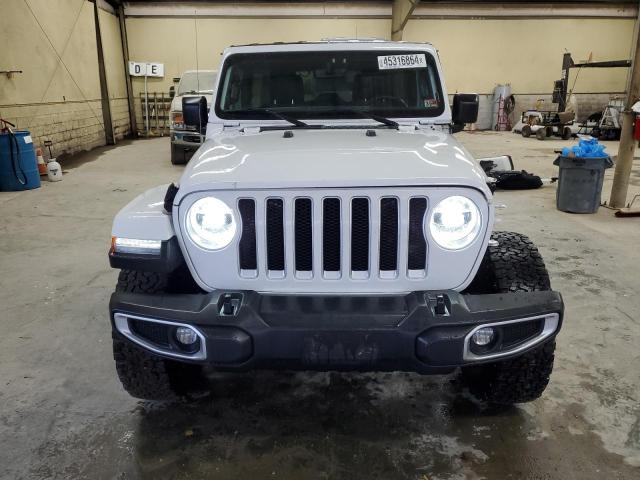 1C4HJXEG9JW102216 - 2018 JEEP WRANGLER U SAHARA WHITE photo 5