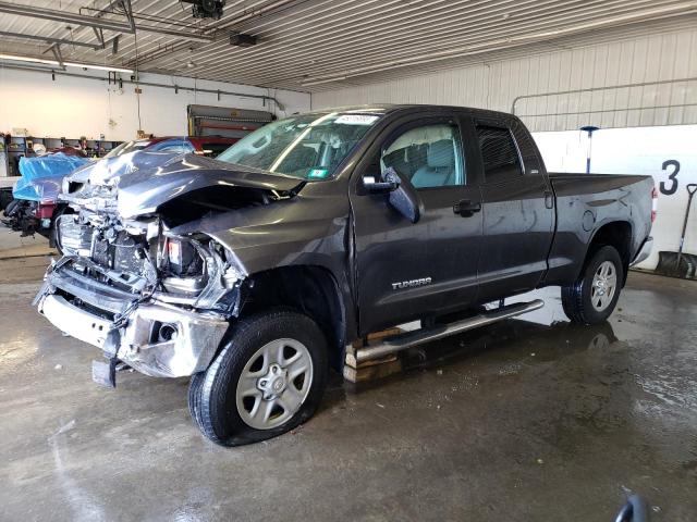 5TFUM5F10HX071575 - 2017 TOYOTA TUNDRA DOUBLE CAB SR/SR5 GRAY photo 1