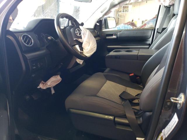 5TFUM5F10HX071575 - 2017 TOYOTA TUNDRA DOUBLE CAB SR/SR5 GRAY photo 7