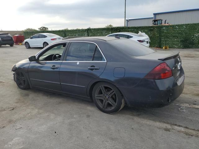 1HGCM56806A020104 - 2006 HONDA ACCORD EX GRAY photo 2