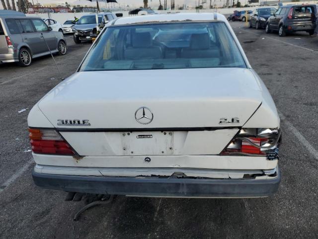 WDBEA26D7NB739417 - 1992 MERCEDES-BENZ 300 E 2.6 WHITE photo 6