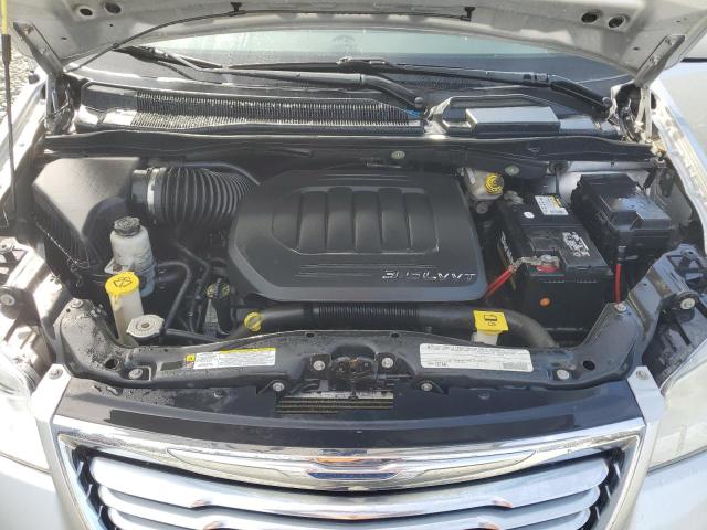 2A4RR8DG2BR618037 - 2011 CHRYSLER TOWN & COU TOURING L SILVER photo 12