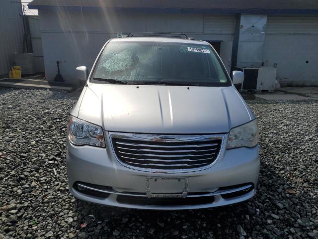 2A4RR8DG2BR618037 - 2011 CHRYSLER TOWN & COU TOURING L SILVER photo 5