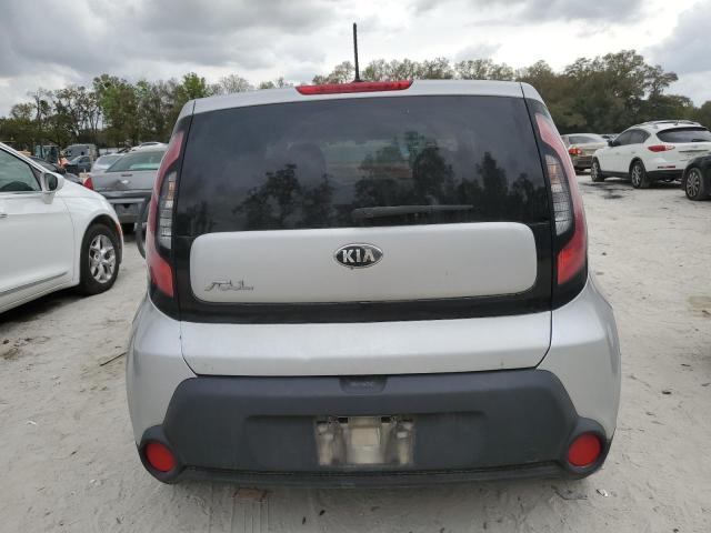 KNDJN2A27F7782444 - 2015 KIA SOUL SILVER photo 6