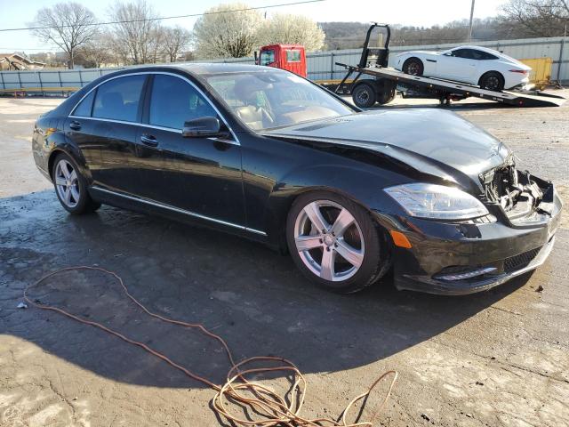 WDDNG7BB1BA364116 - 2011 MERCEDES-BENZ S 550 BLACK photo 4