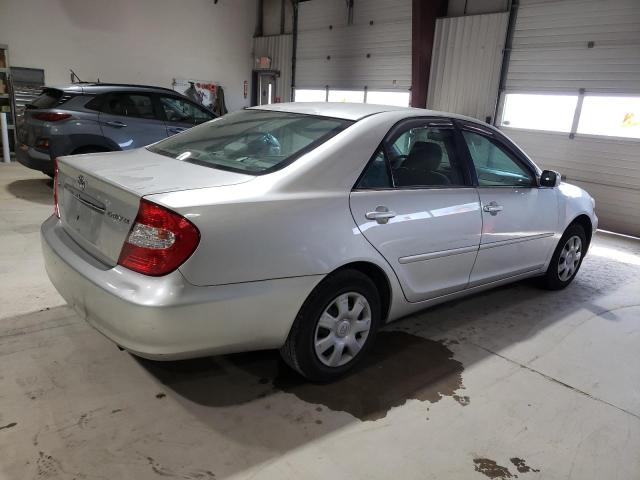 4T1BE32K13U743351 - 2003 TOYOTA CAMRY LE SILVER photo 3