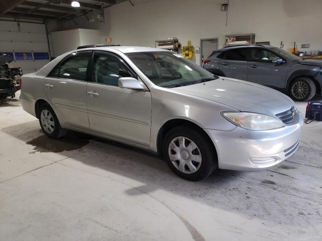 4T1BE32K13U743351 - 2003 TOYOTA CAMRY LE SILVER photo 4