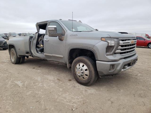 1GC4YVEY5RF244355 - 2024 CHEVROLET SILVERADO K3500 HIGH COUNTRY SILVER photo 4