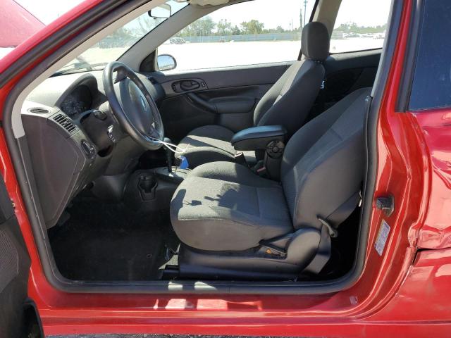 3FAFP31N55R132783 - 2005 FORD FOCUS ZX3 RED photo 7