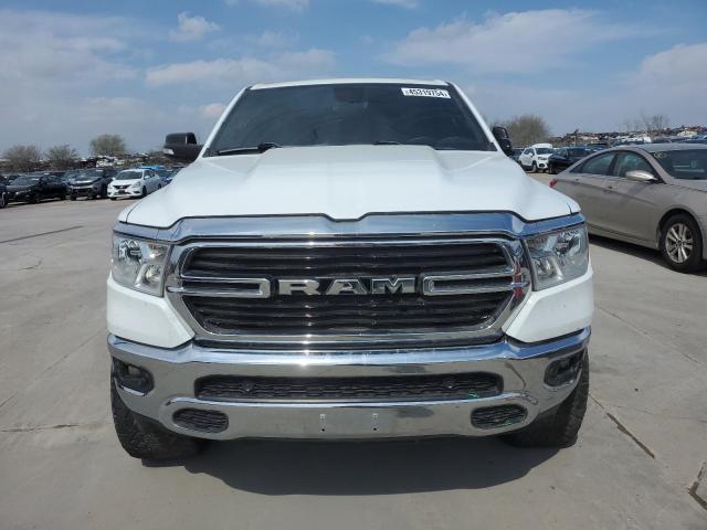 1C6SRFFT7KN842141 - 2019 RAM 1500 BIG HORN/LONE STAR WHITE photo 5