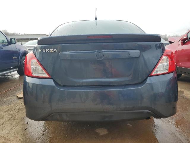 3N1CN7AP6HL833905 - 2017 NISSAN VERSA S GRAY photo 6