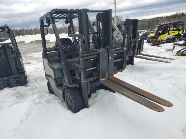 2012 NISSAN CF40LP, 