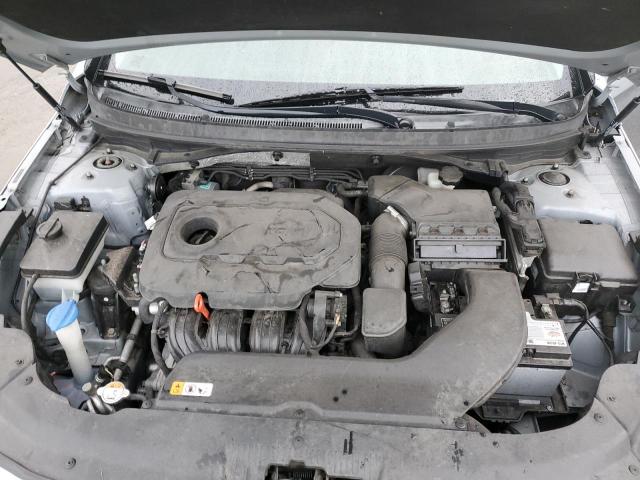 5NPE24AF6FH011915 - 2015 HYUNDAI SONATA SE SILVER photo 11