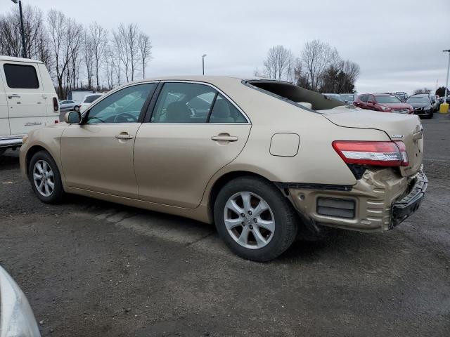 4T1BF3EK2BU586310 - 2011 TOYOTA CAMRY BASE GOLD photo 2