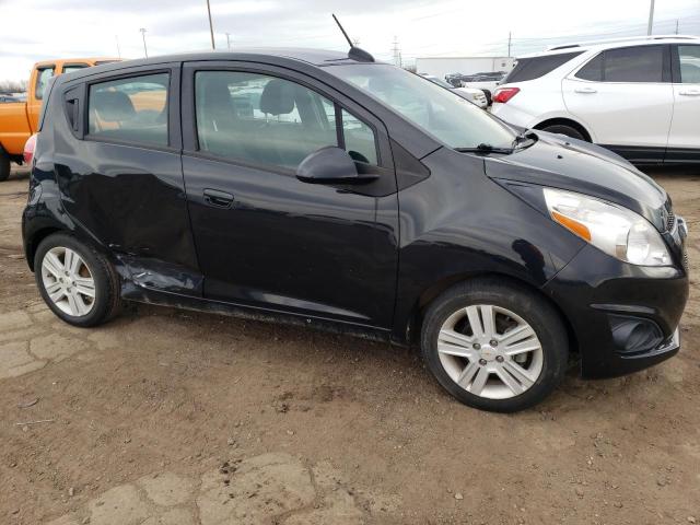 KL8CD6S97FC764900 - 2015 CHEVROLET SPARK 1LT BLACK photo 4